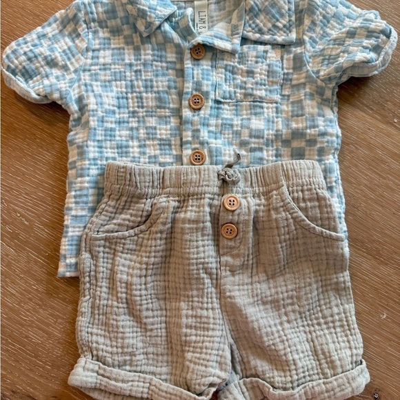 Baby 6-9 month Blue and Tan Matching Set - Picture 1 of 3